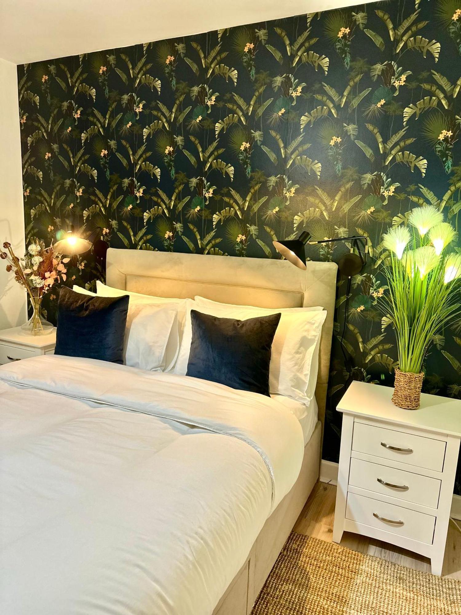 Blush Jungle - Homestay Dublin Luaran gambar
