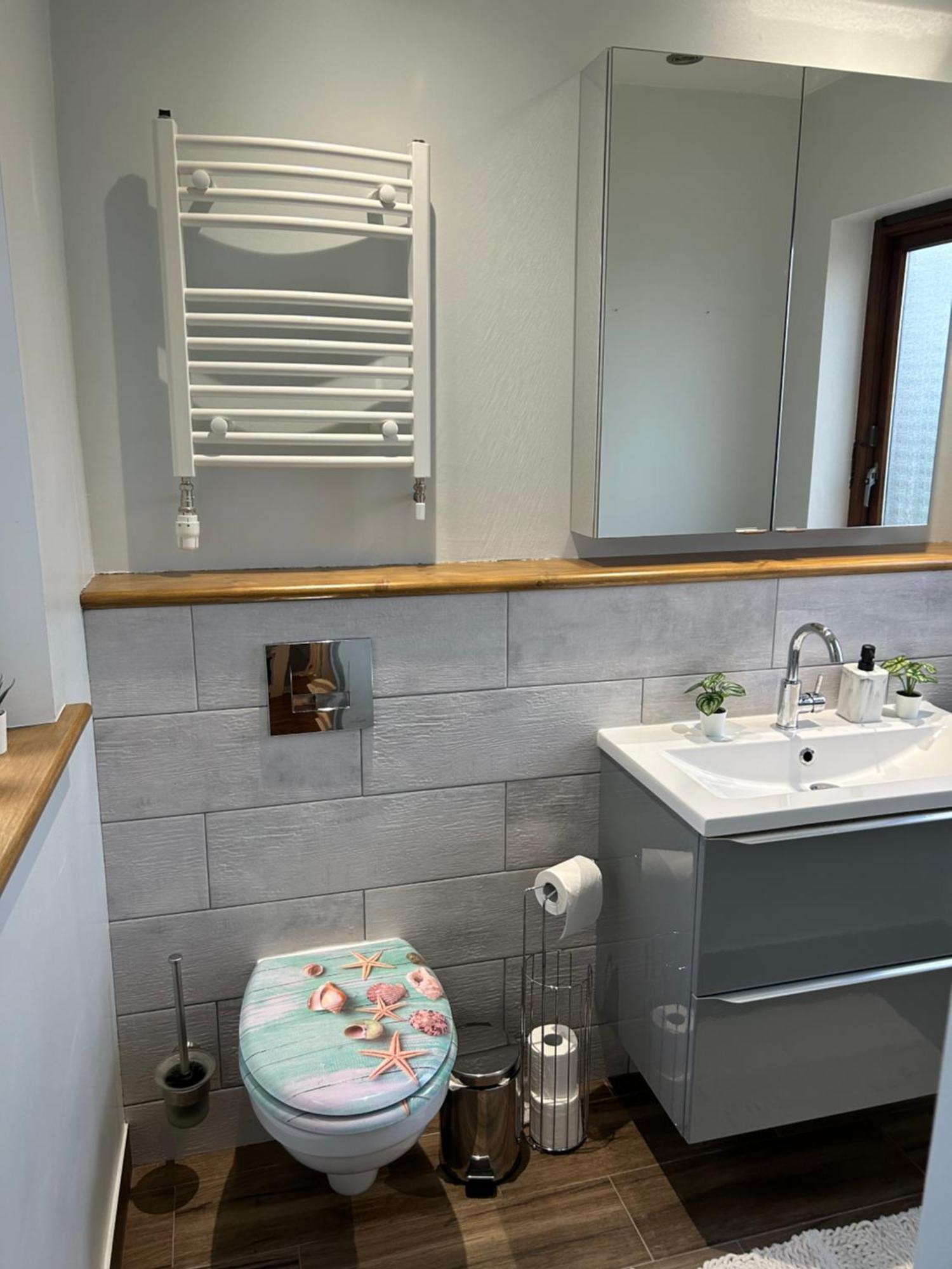 Blush Jungle - Homestay Dublin Luaran gambar